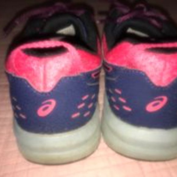 Womens Asics Sneakers - Picture 3 of 3